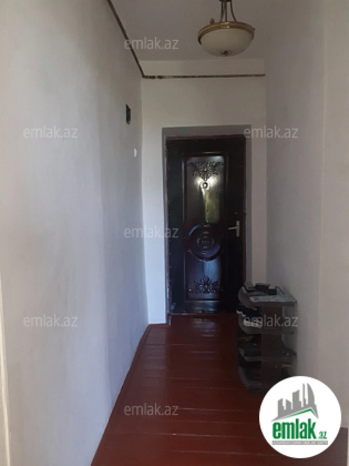 Satılır 2 otaqlı köhnə tikili 57 m²