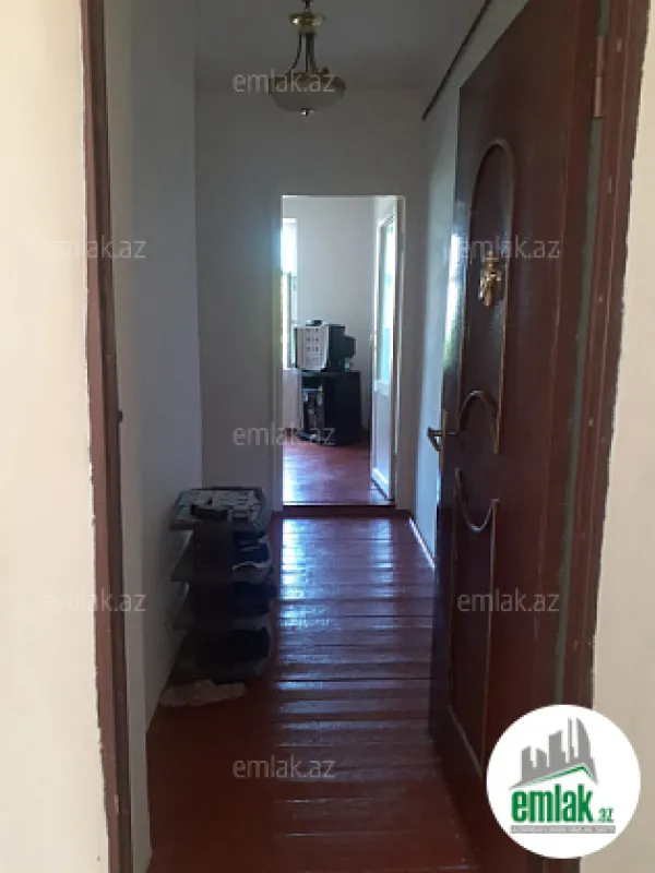 Satılır 2 otaqlı köhnə tikili 57 m²