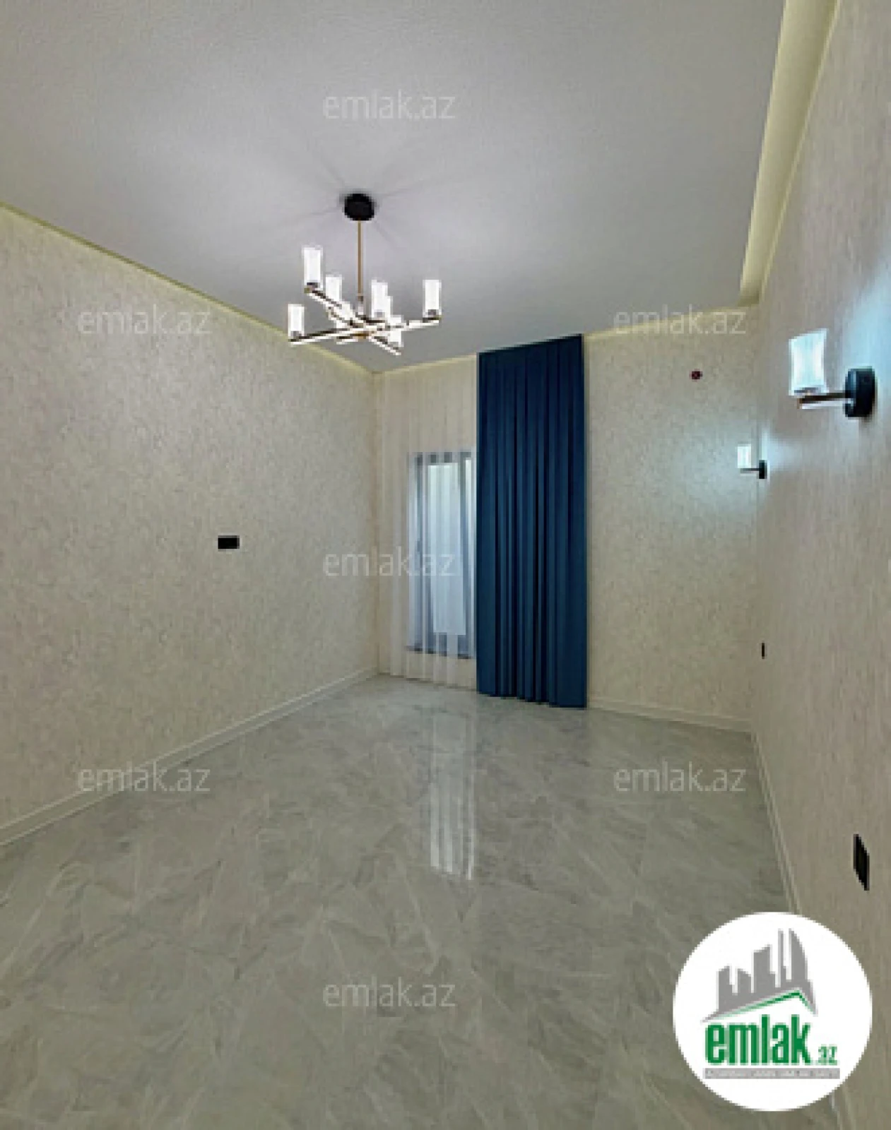 Satılır 4 otaqlı mənzil 150 m²