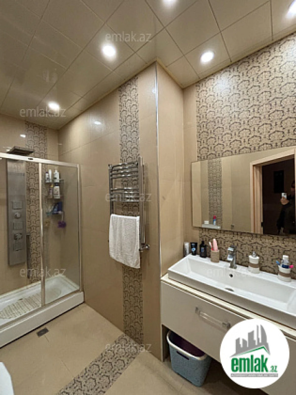 Satılır 2 otaqlı yeni tikili 84 m²