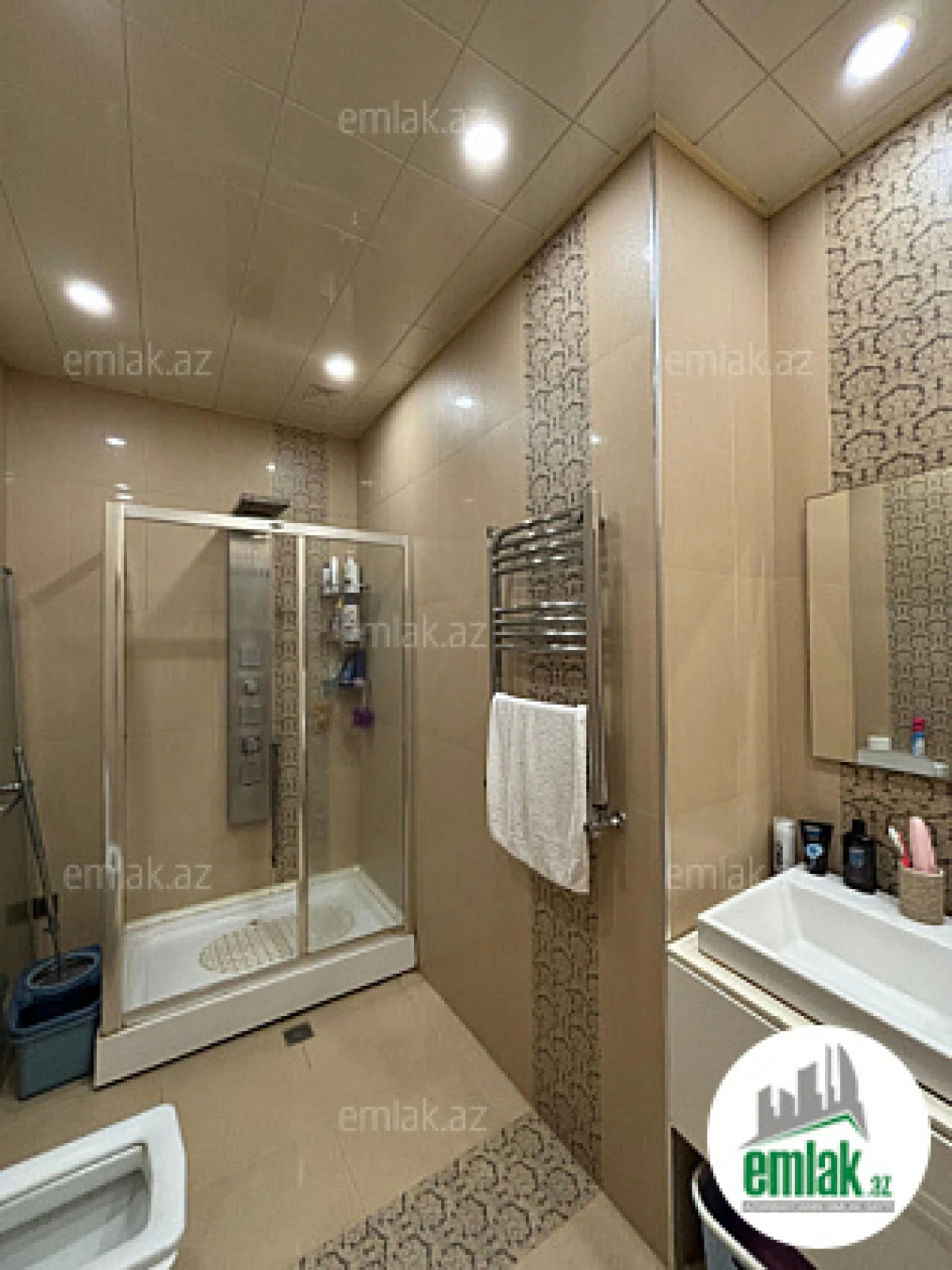 Satılır 2 otaqlı yeni tikili 84 m²