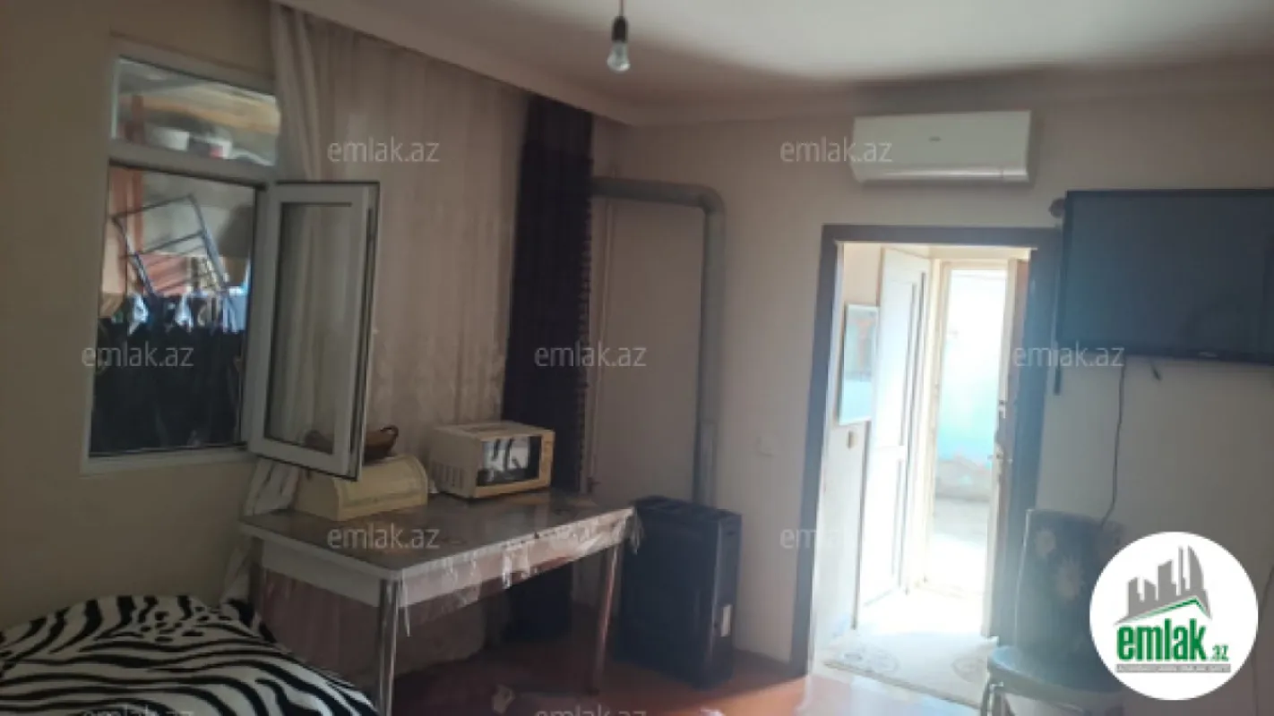 Satılır 1 otaqlı həyət evi 24 m²