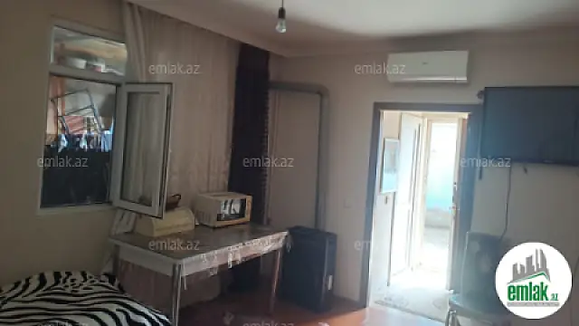 Satılır 1 otaqlı həyət evi 24 m²