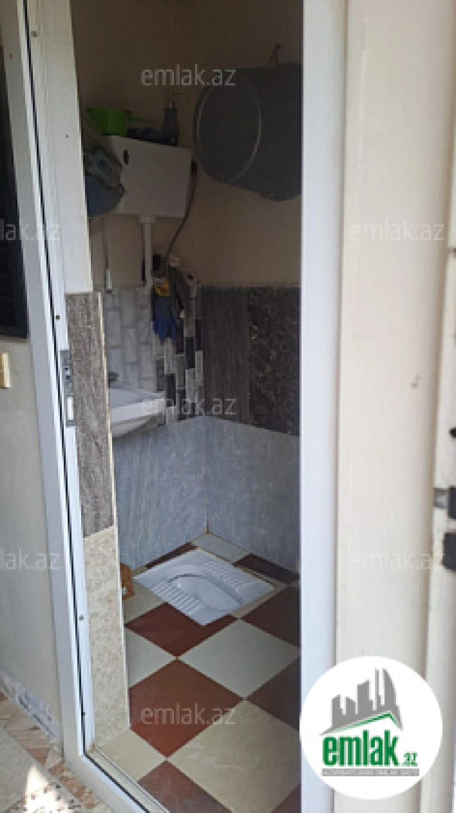 Satılır 1 otaqlı həyət evi 24 m²