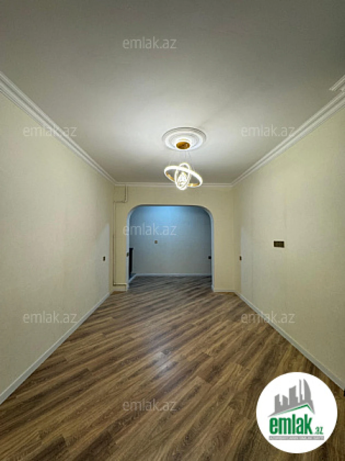 Satılır 2 otaqlı köhnə tikili 48 m²