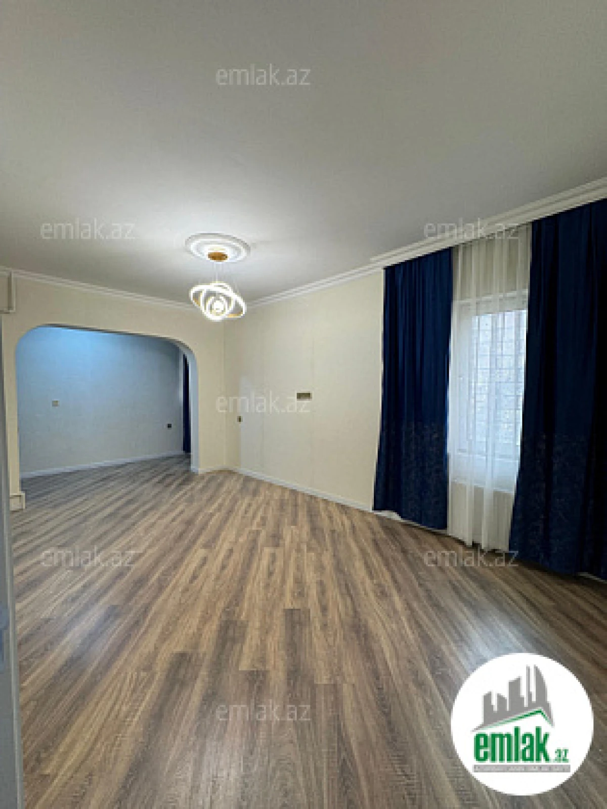 Satılır 2 otaqlı köhnə tikili 48 m²