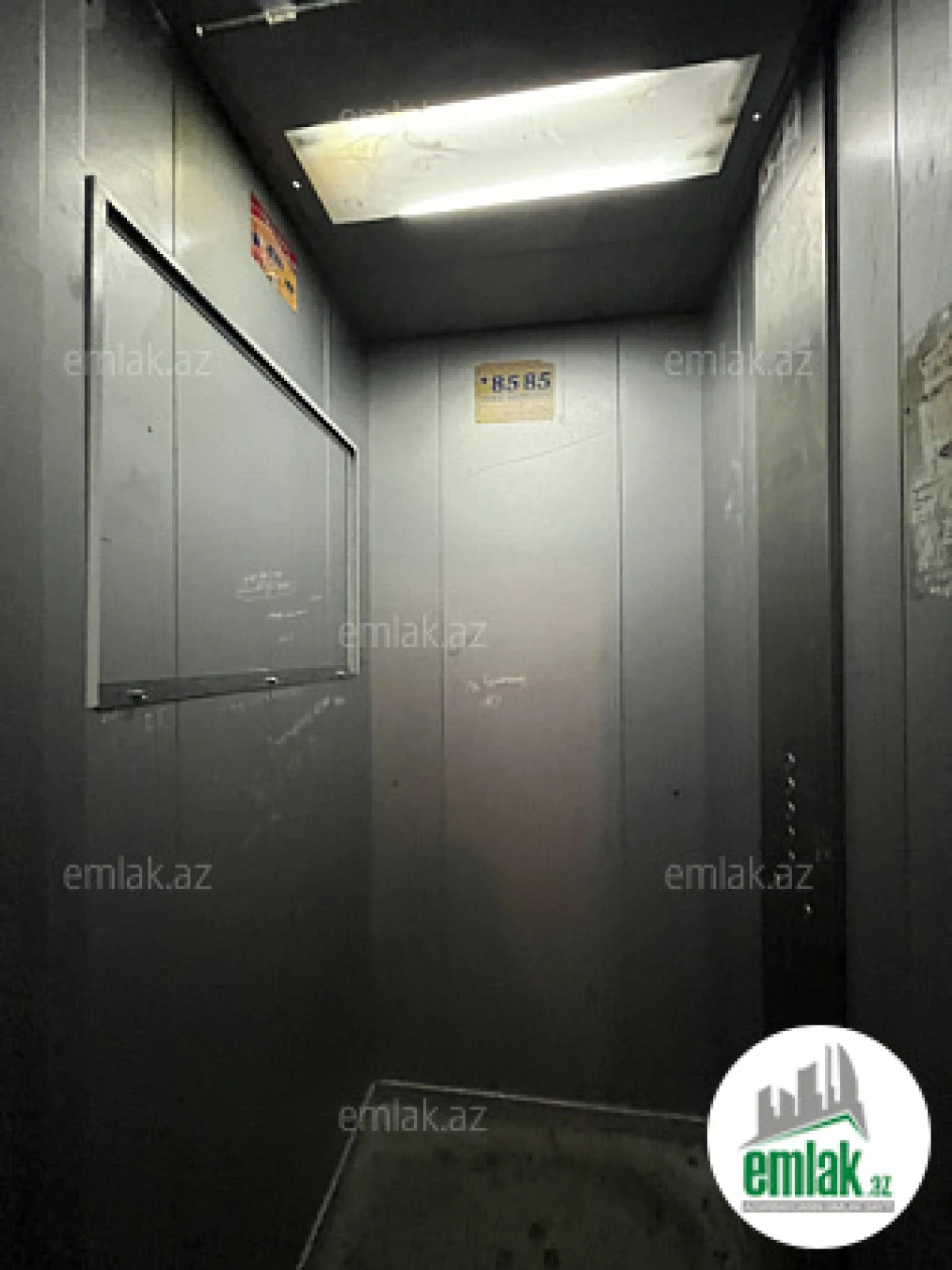 Satılır 3 otaqlı köhnə tikili 60 m²