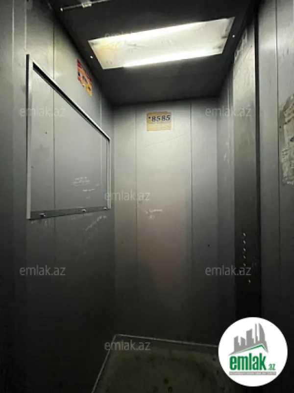 Satılır 3 otaqlı köhnə tikili 60 m²