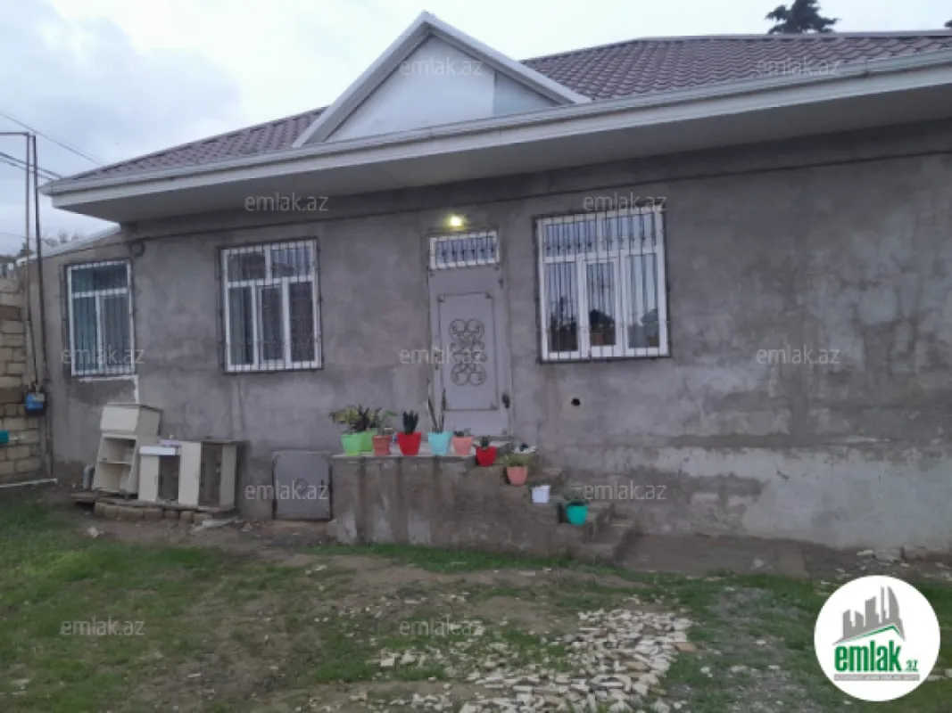 Satılır 4 otaqlı həyət evi 110 m²