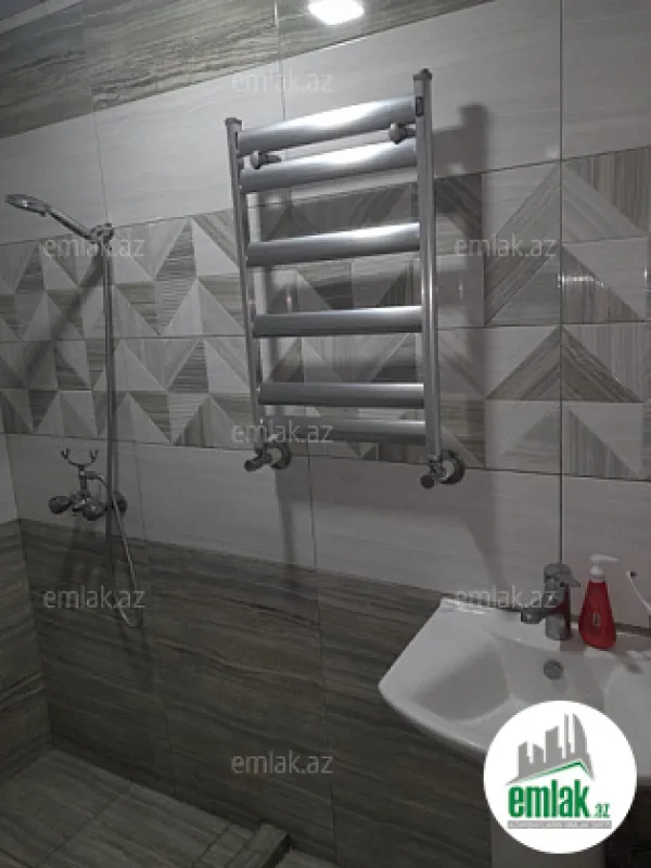 Satılır 4 otaqlı həyət evi 110 m²