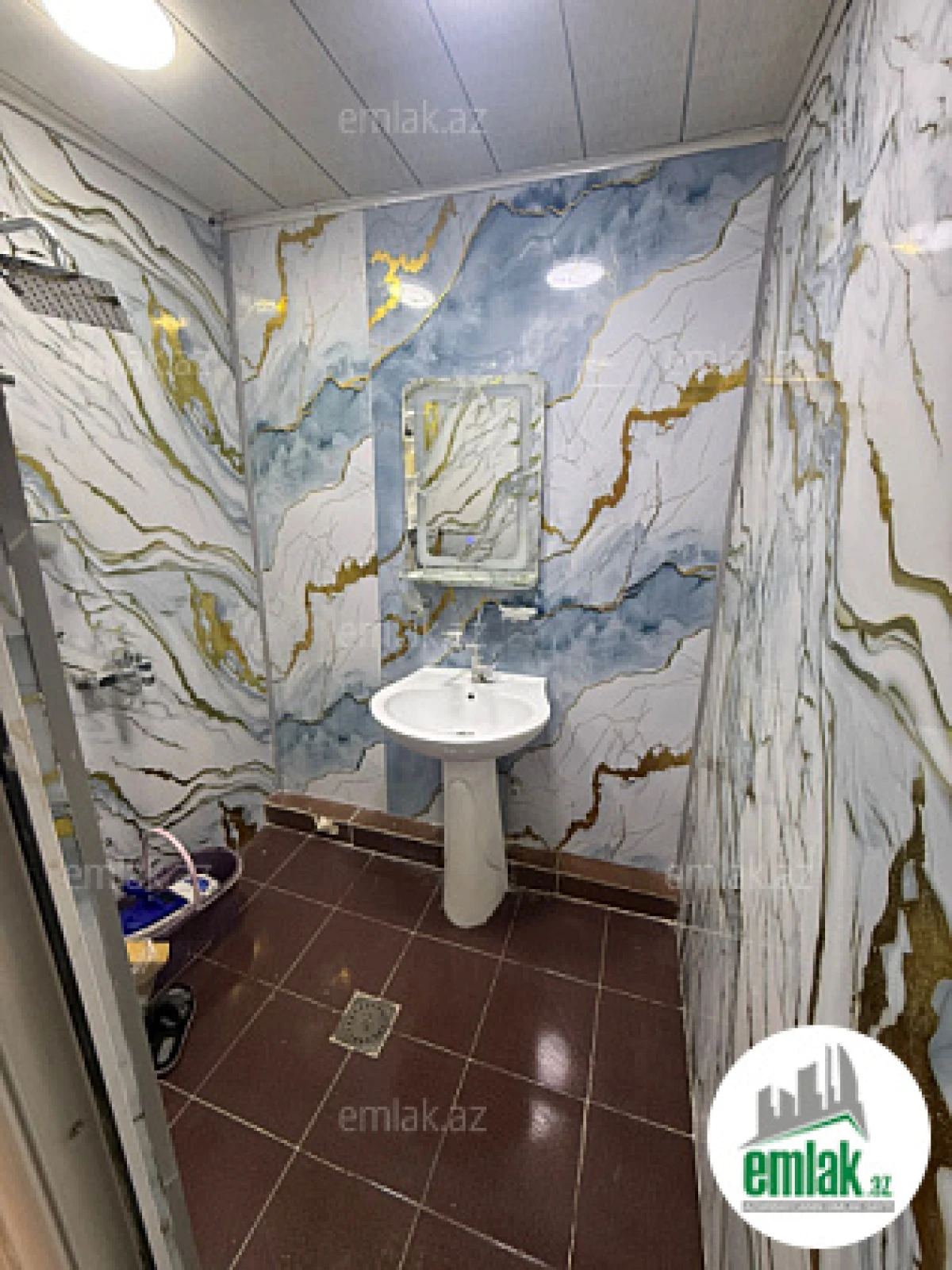 Satılır 3 otaqlı köhnə tikili 85 m²