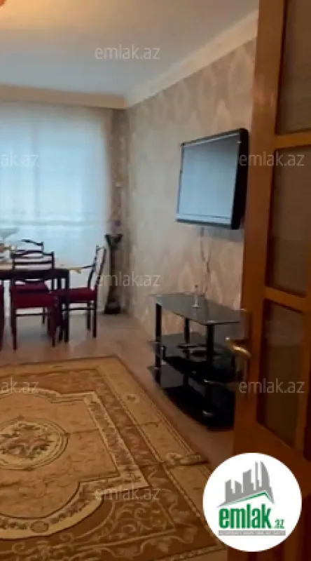 Satılır 3 otaqlı köhnə tikili 80 m²