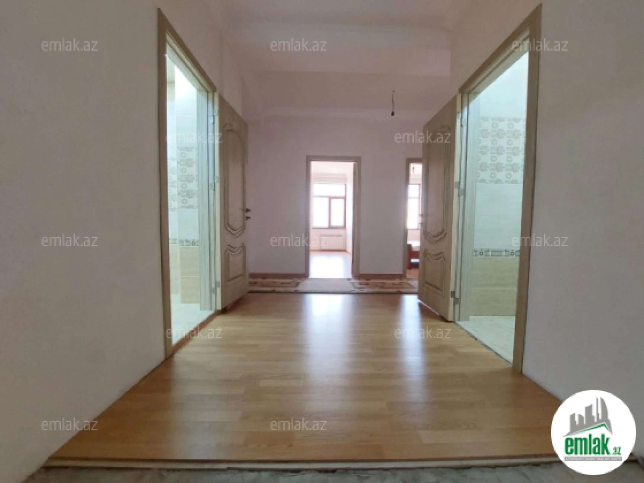 Satılır 4 otaqlı yeni tikili 110 m²
