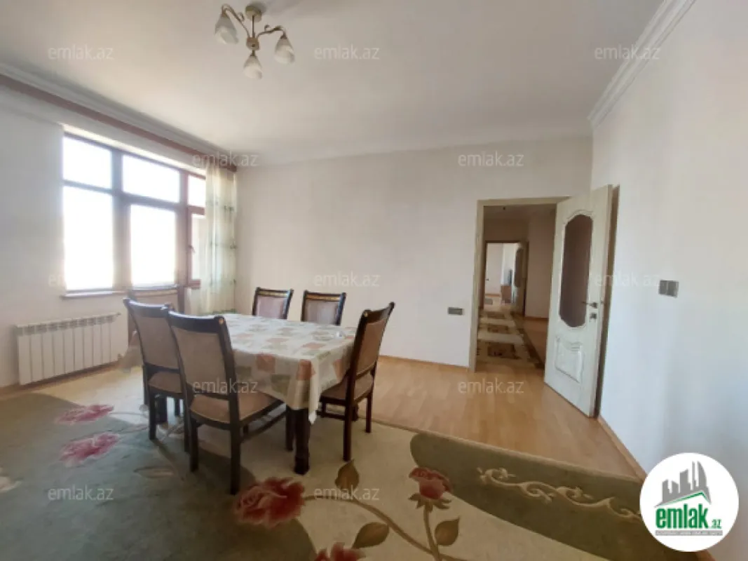 Satılır 4 otaqlı yeni tikili 110 m²