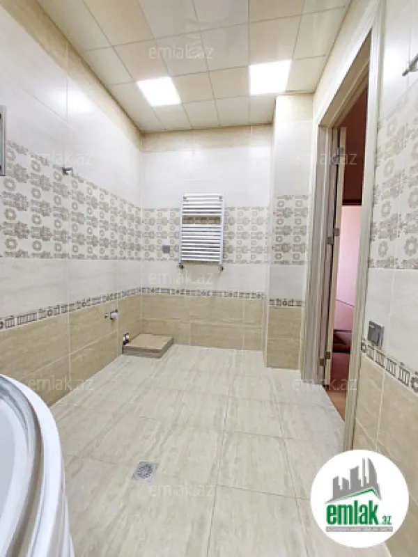 Satılır 4 otaqlı yeni tikili 110 m²