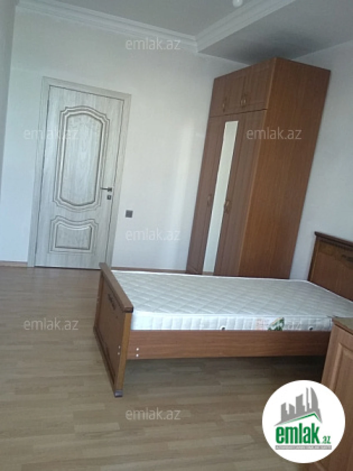Satılır 4 otaqlı yeni tikili 110 m²