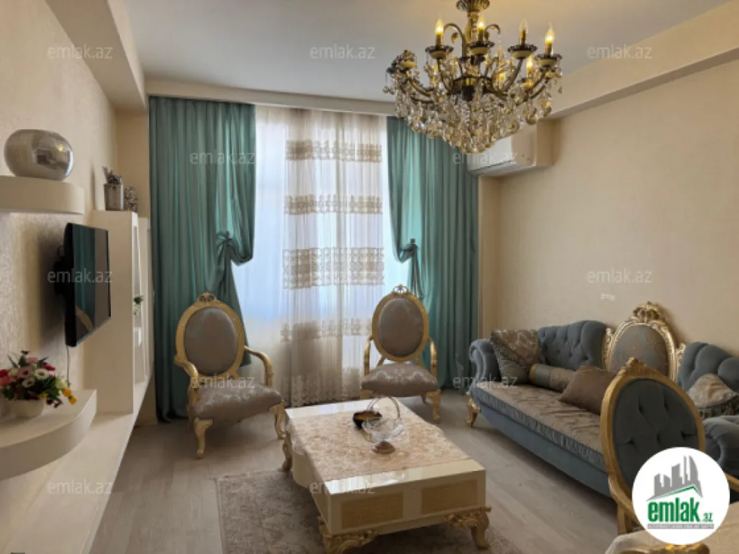 Satılır 3 otaqlı yeni tikili 130 m²