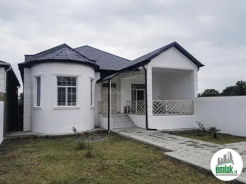 Satılır 4 otaqlı həyət evi 140 m² — Bakı 4 otaq 140.00 m²