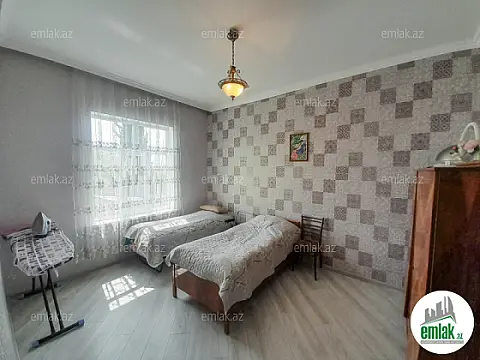 Satılır 4 otaqlı həyət evi 140 m²