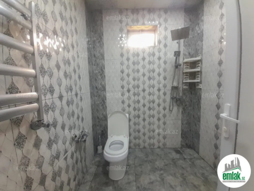 Satılır 4 otaqlı həyət evi 140 m²