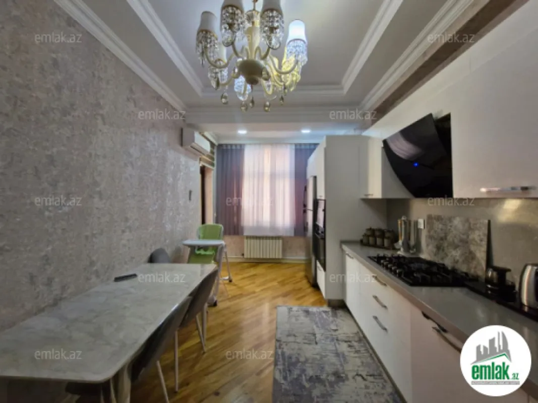 Satılır 4 otaqlı yeni tikili 164 m²