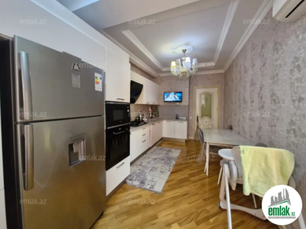 Satılır 4 otaqlı yeni tikili 164 m²