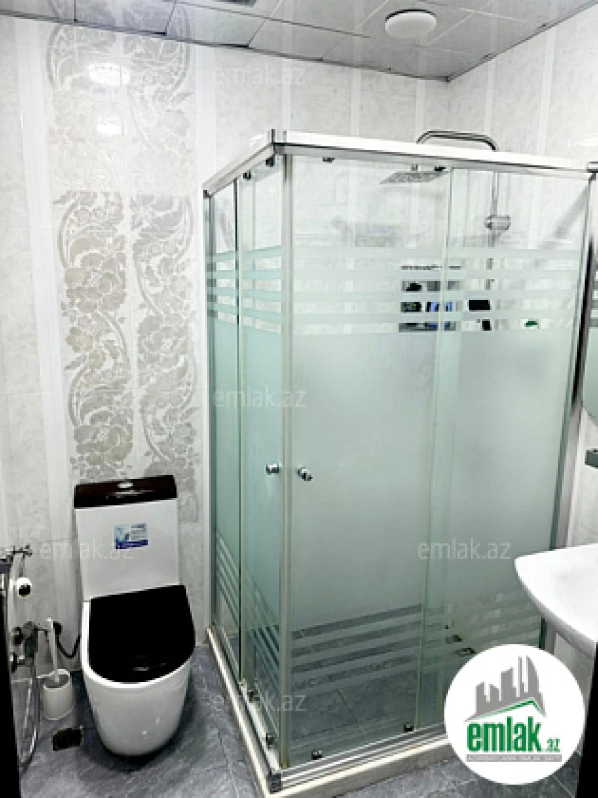 Satılır 3 otaqlı yeni tikili 150 m²