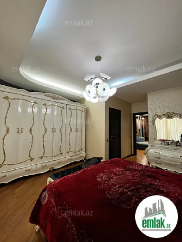 Satılır 3 otaqlı yeni tikili 150 m²