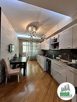 Satılır 3 otaqlı yeni tikili 150 m²