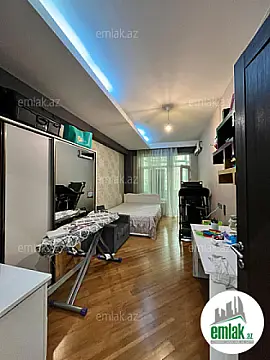 Satılır 3 otaqlı yeni tikili 150 m²