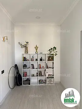 Satılır 3 otaqlı yeni tikili 75 m²