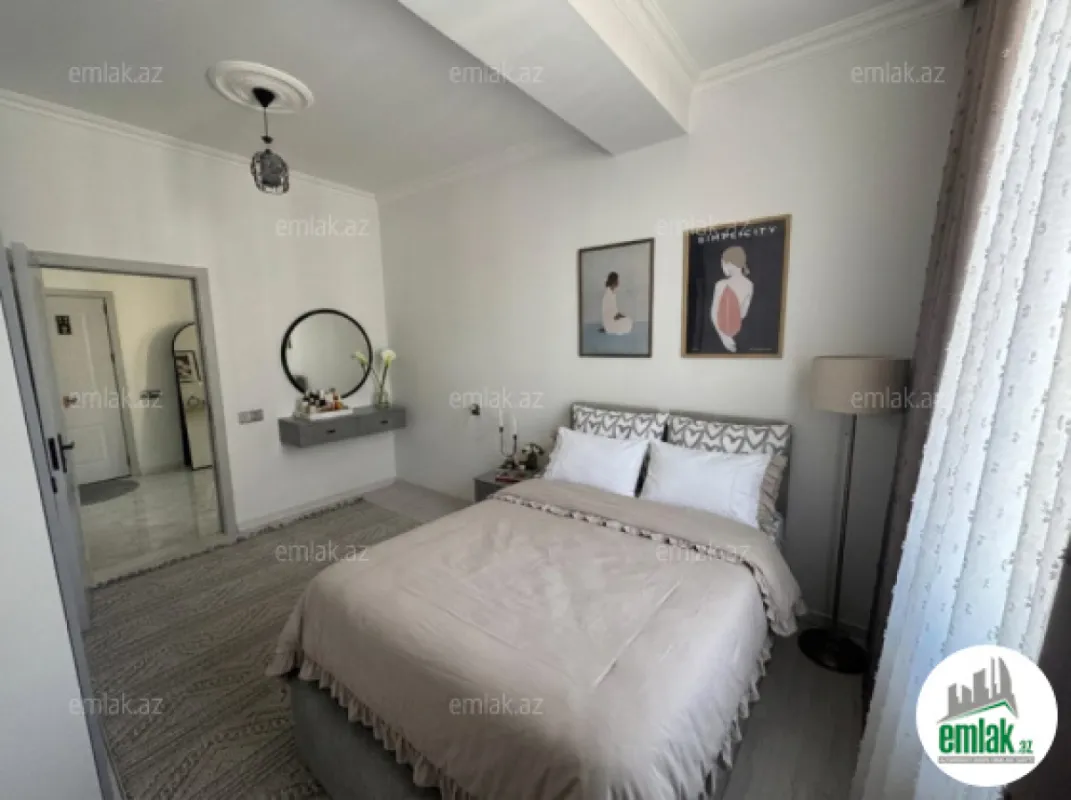 Satılır 3 otaqlı yeni tikili 75 m²