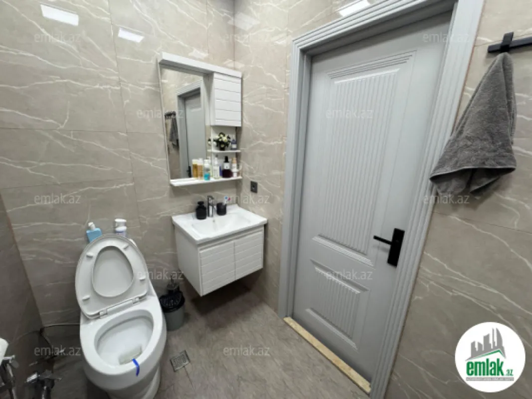 Satılır 3 otaqlı yeni tikili 75 m²