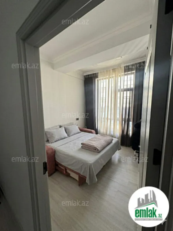 Satılır 3 otaqlı yeni tikili 75 m²