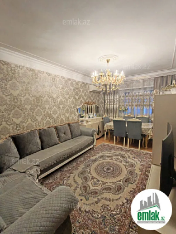 Satılır 3 otaqlı köhnə tikili 90 m²