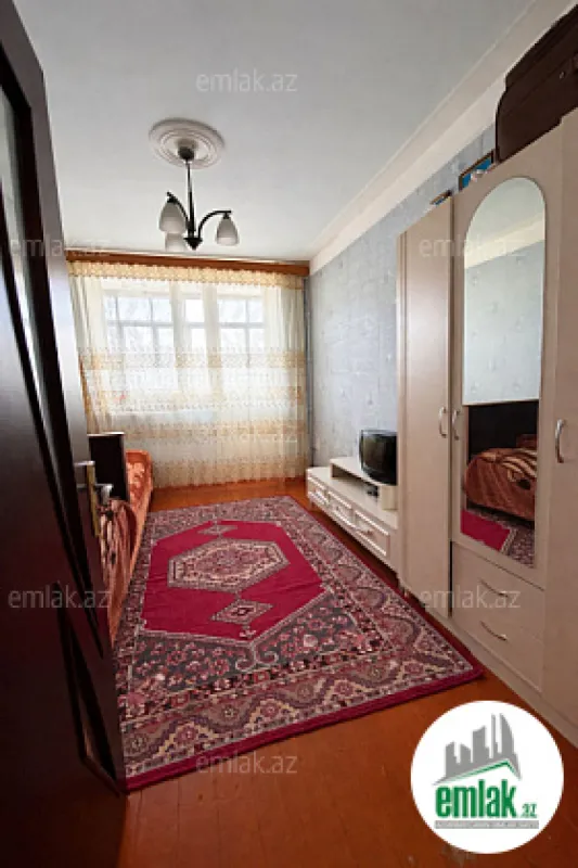 Satılır 3 otaqlı köhnə tikili 70 m²