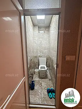 Satılır 3 otaqlı köhnə tikili 70 m²