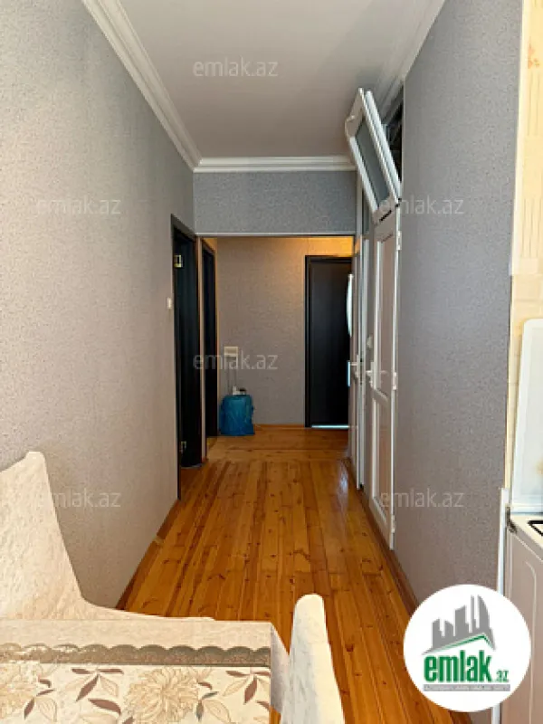 Satılır 3 otaqlı köhnə tikili 70 m²