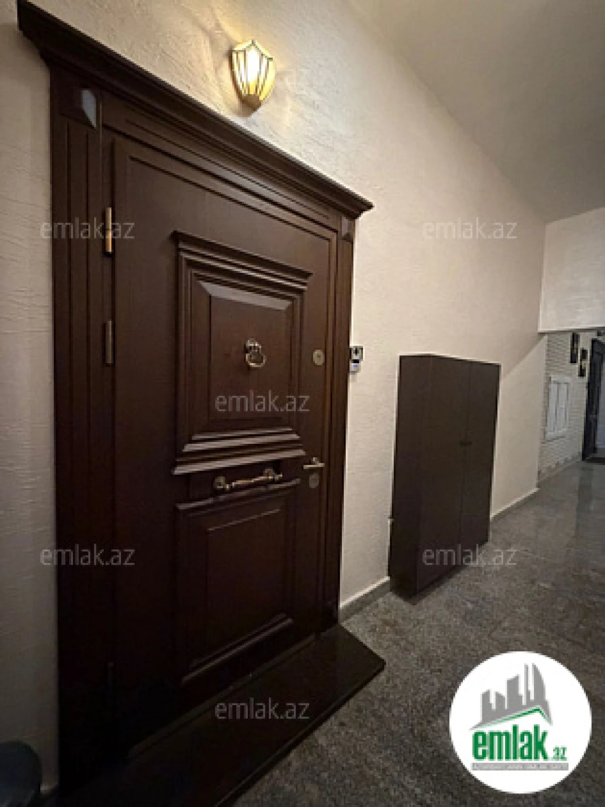 Satılır 3 otaqlı yeni tikili 165 m²