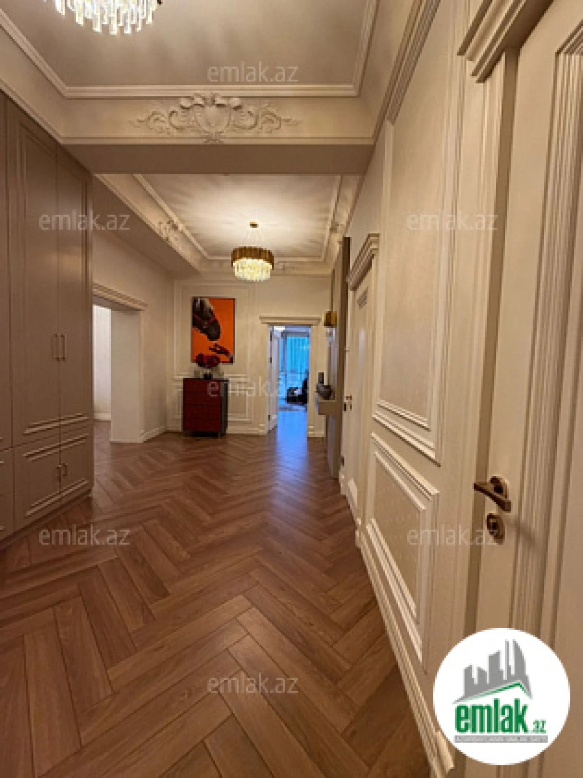 Satılır 3 otaqlı yeni tikili 165 m²