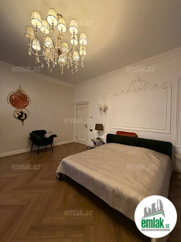 Satılır 3 otaqlı yeni tikili 165 m²