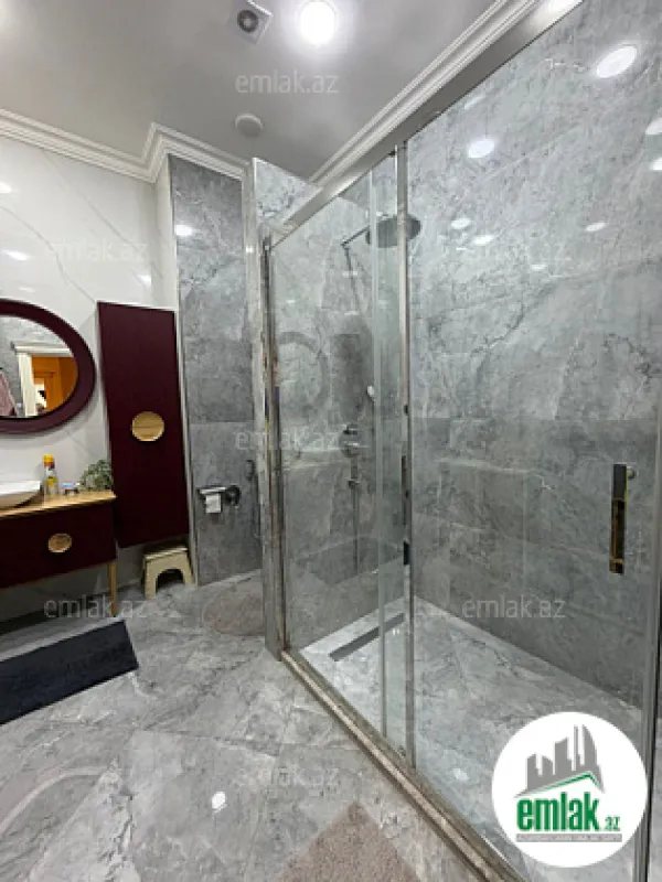 Satılır 3 otaqlı yeni tikili 165 m²