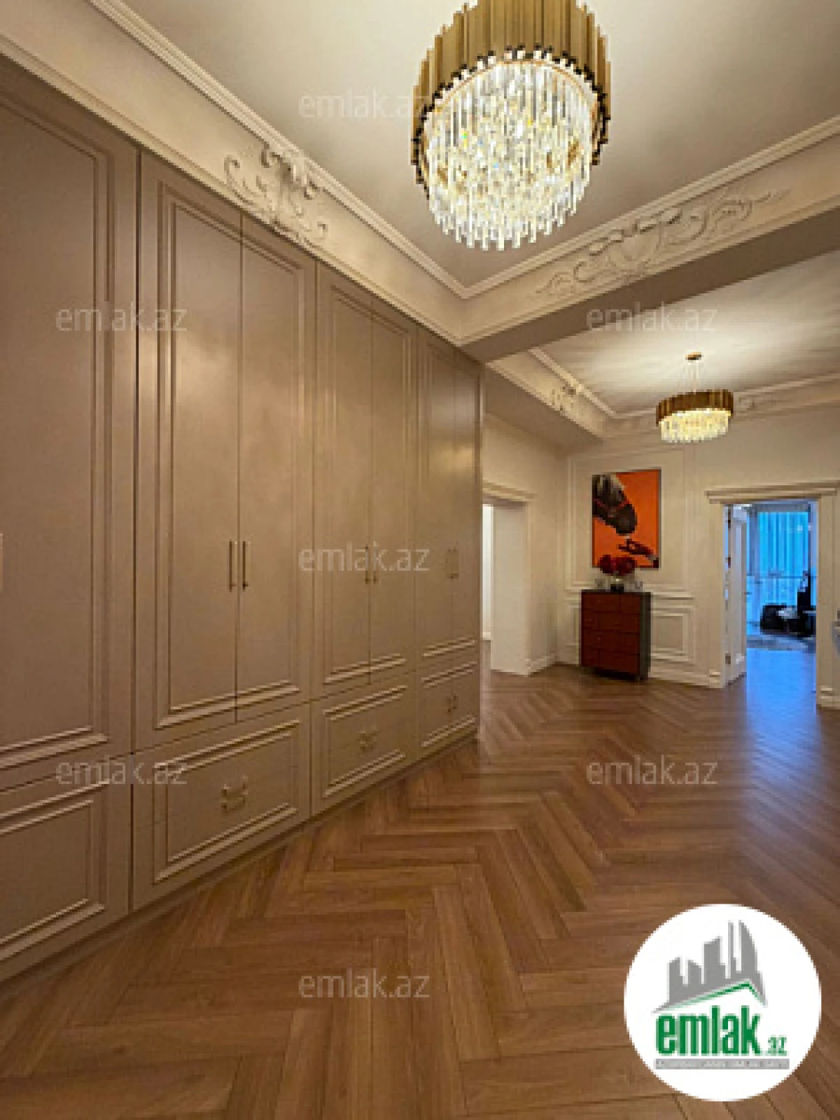 Satılır 3 otaqlı yeni tikili 165 m²
