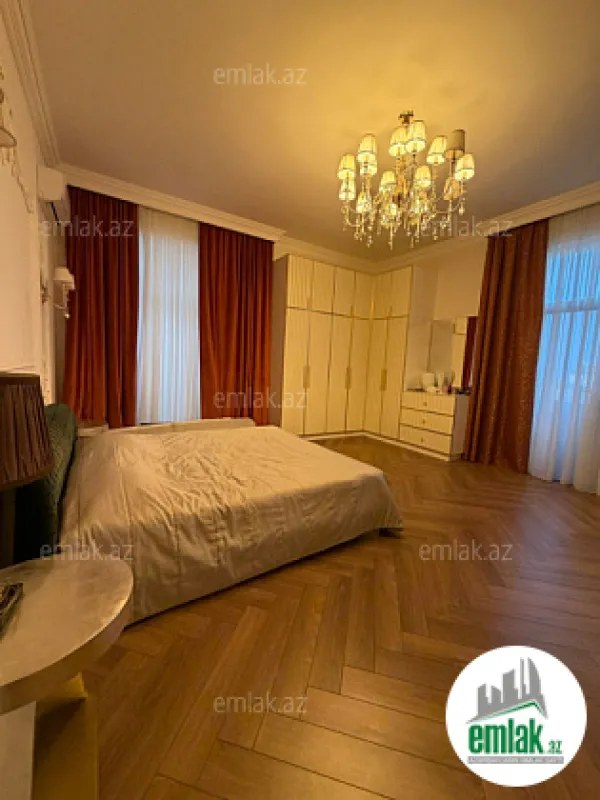 Satılır 3 otaqlı yeni tikili 165 m²