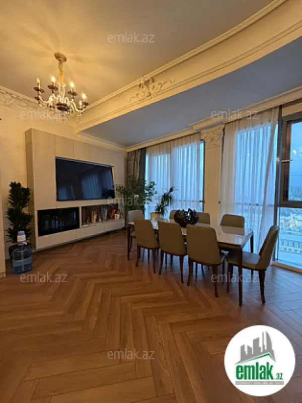 Satılır 3 otaqlı yeni tikili 165 m²