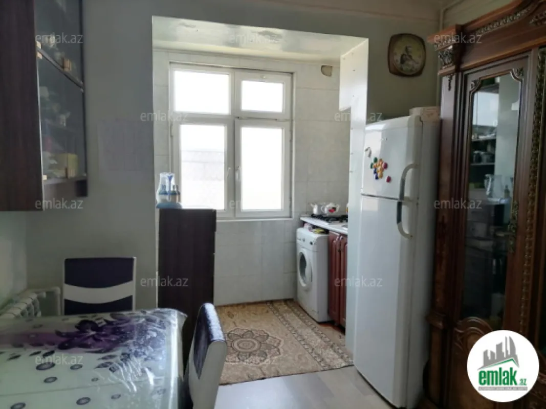 Satılır 3 otaqlı köhnə tikili 66 m²
