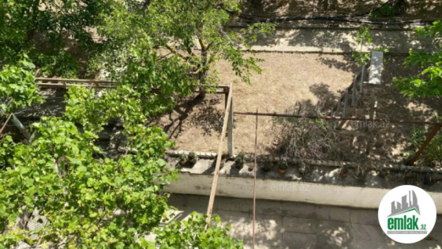 Satılır torpaq sahəsi 2400 m²