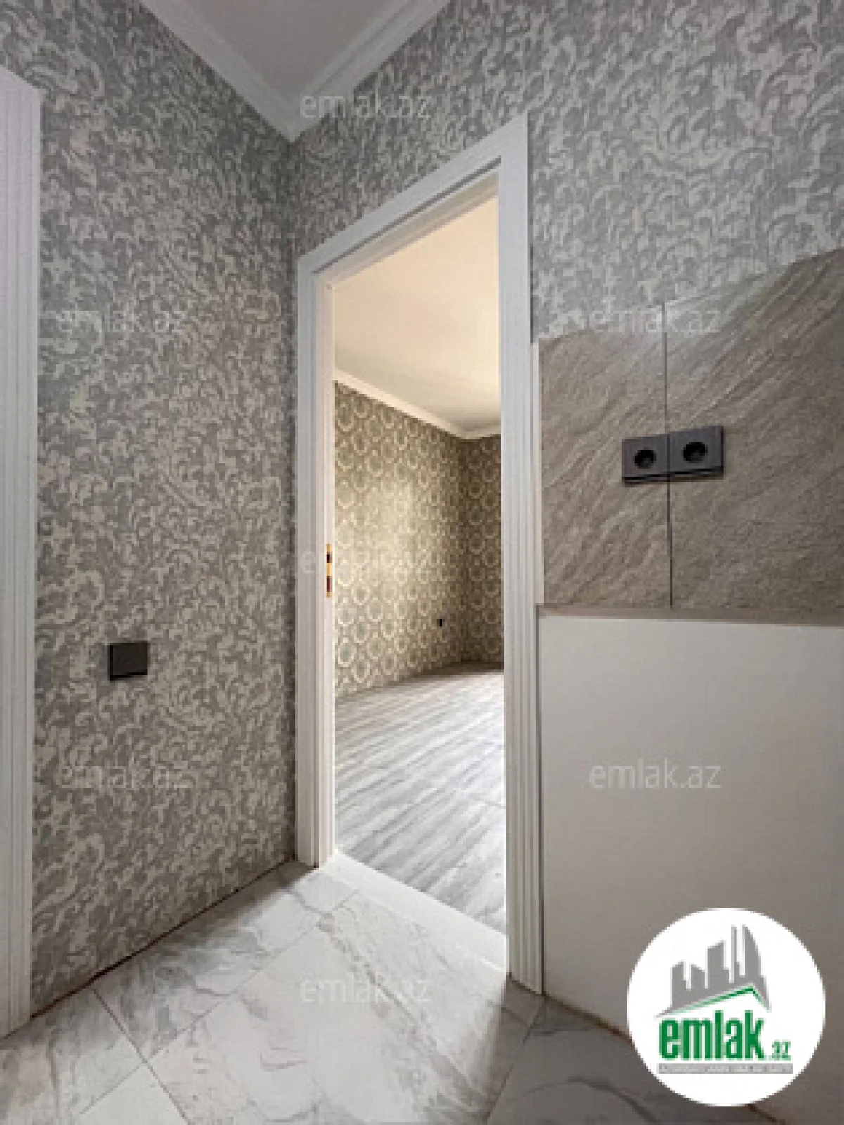 Satılır 1 otaqlı köhnə tikili 20 m²