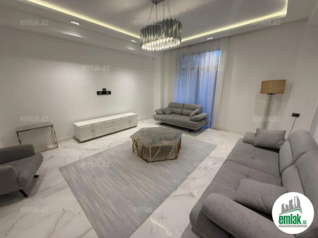 Satılır 4 otaqlı yeni tikili 155 m²