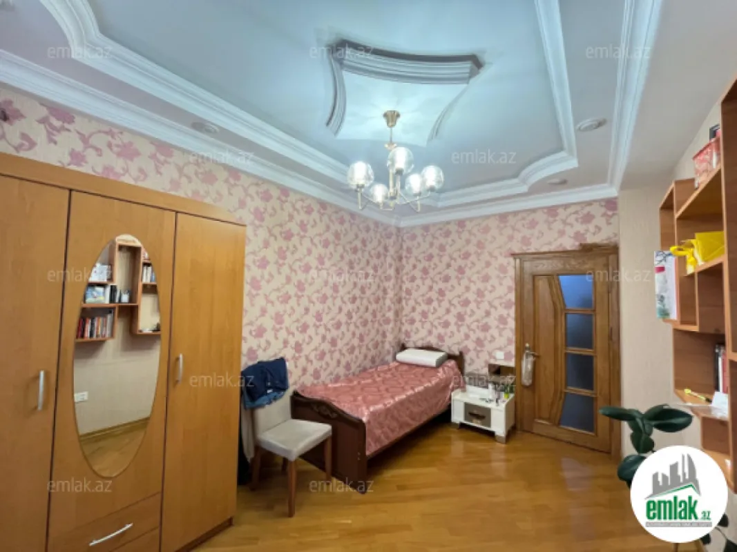 Satılır 4 otaqlı yeni tikili 161 m²